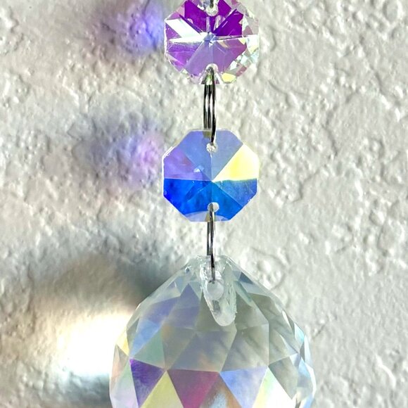 Winter Wonderland Iridescent Snowflake Crystal Prism Sun Catcher Sun Hanging New - Picture 5 of 10